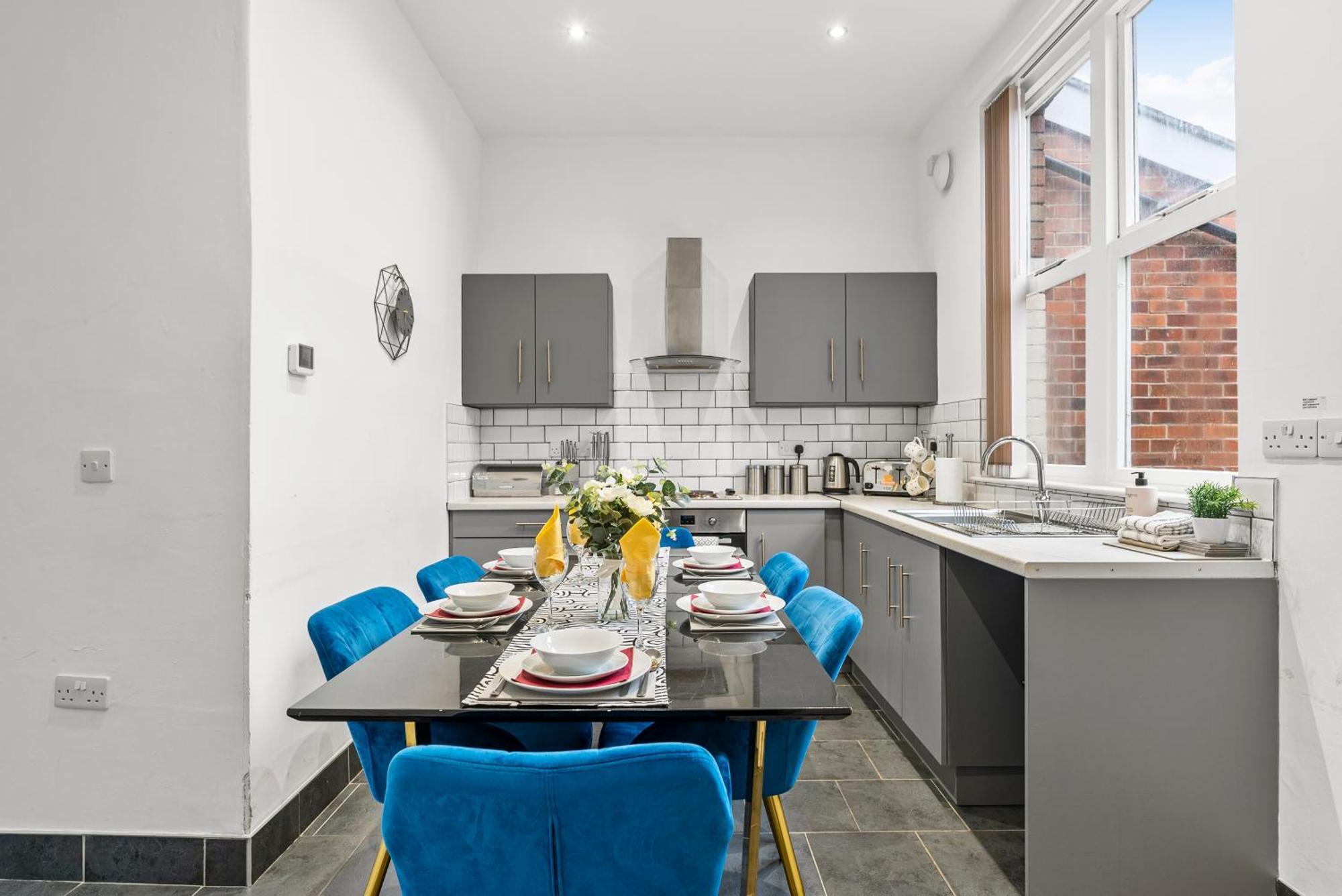 20 Percent Off! Stylish Sheffield Abode Sleeps 12 Apartment Exterior photo
