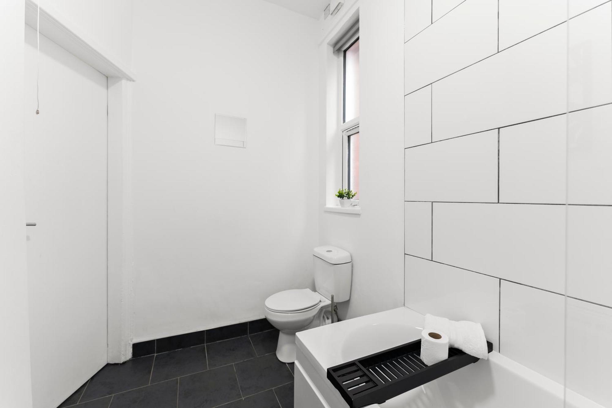 20 Percent Off! Stylish Sheffield Abode Sleeps 12 Apartment Exterior photo