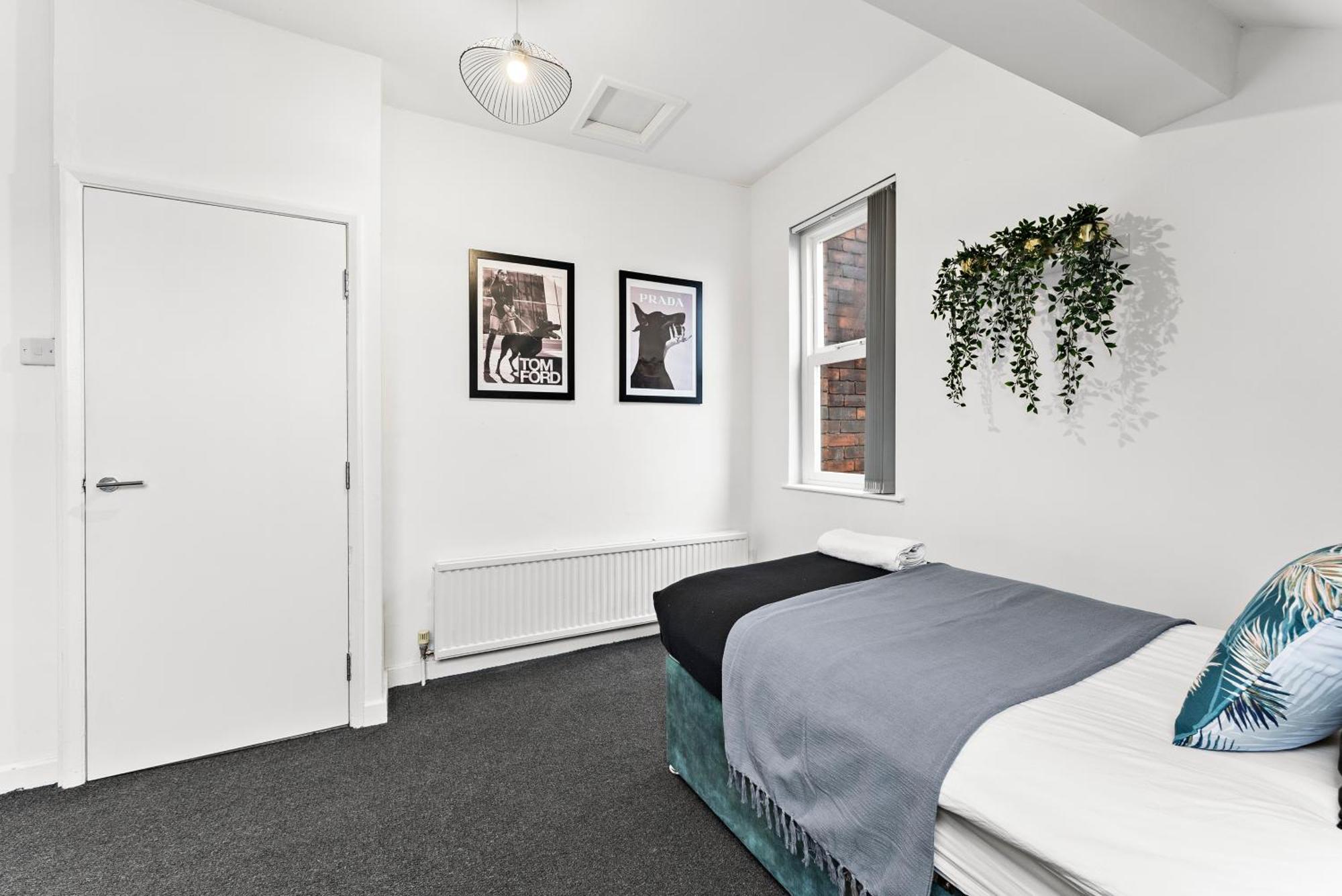 20 Percent Off! Stylish Sheffield Abode Sleeps 12 Apartment Exterior photo